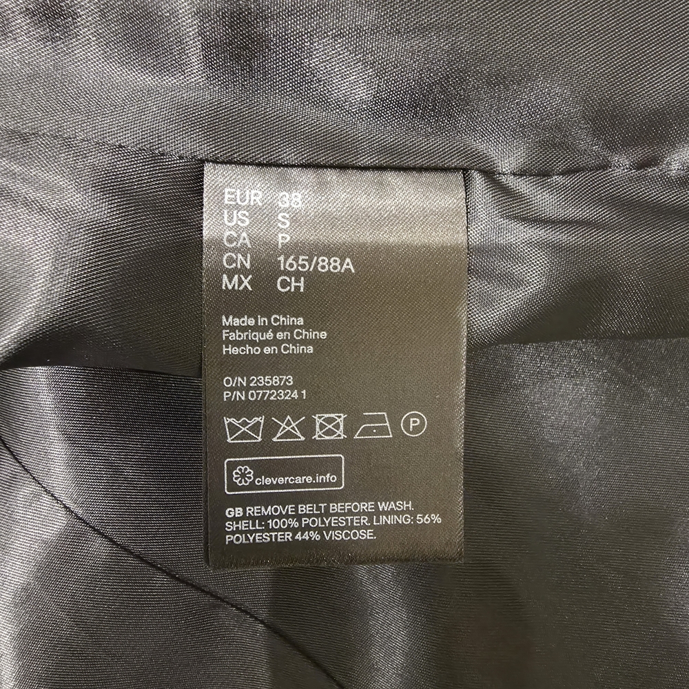 H&M Black Women's Blazer with Tie Waist - Picture 6 of 6